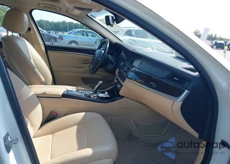 2014 BMW 528I xDrive z USA, uszkodzony, nr VIN WBA5A7C51ED613681